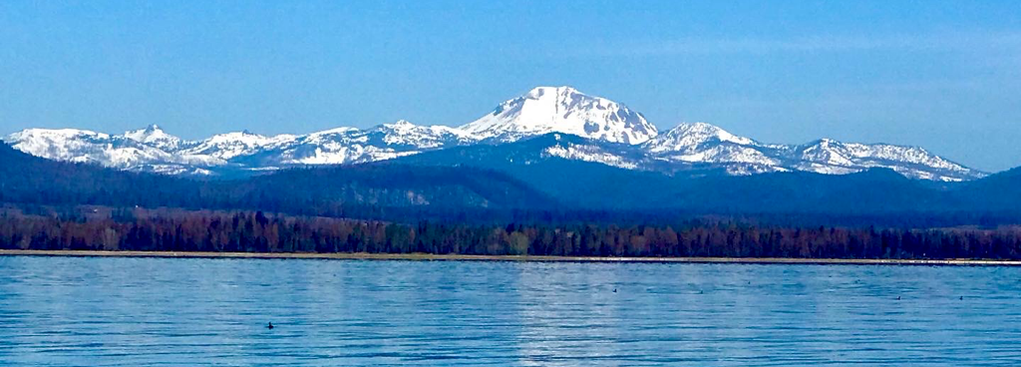 Mount Lassen and the waters of Lake Almanor